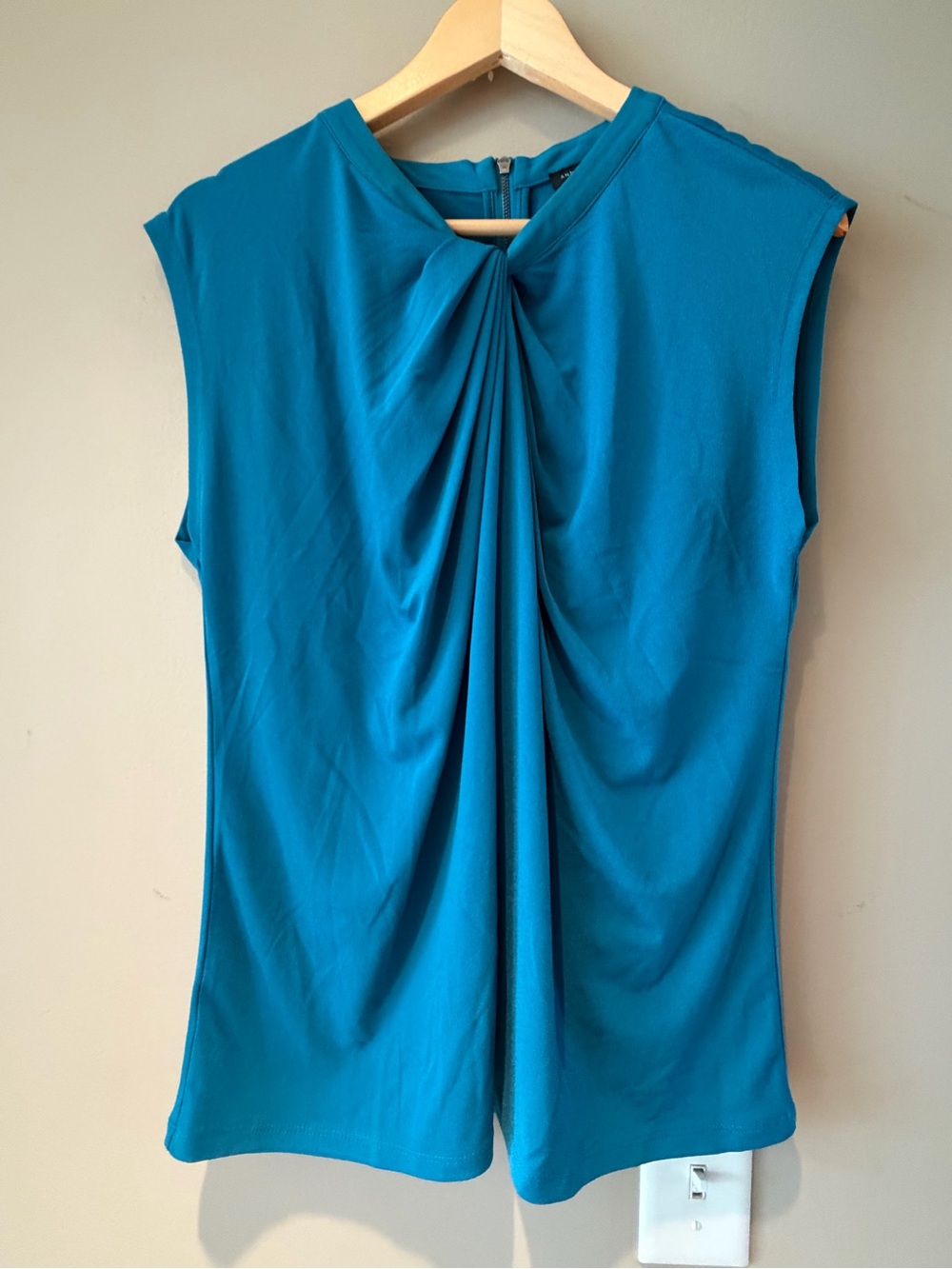 Ann Taylor Teal Pleated Neck Sleeveless Blouse L
